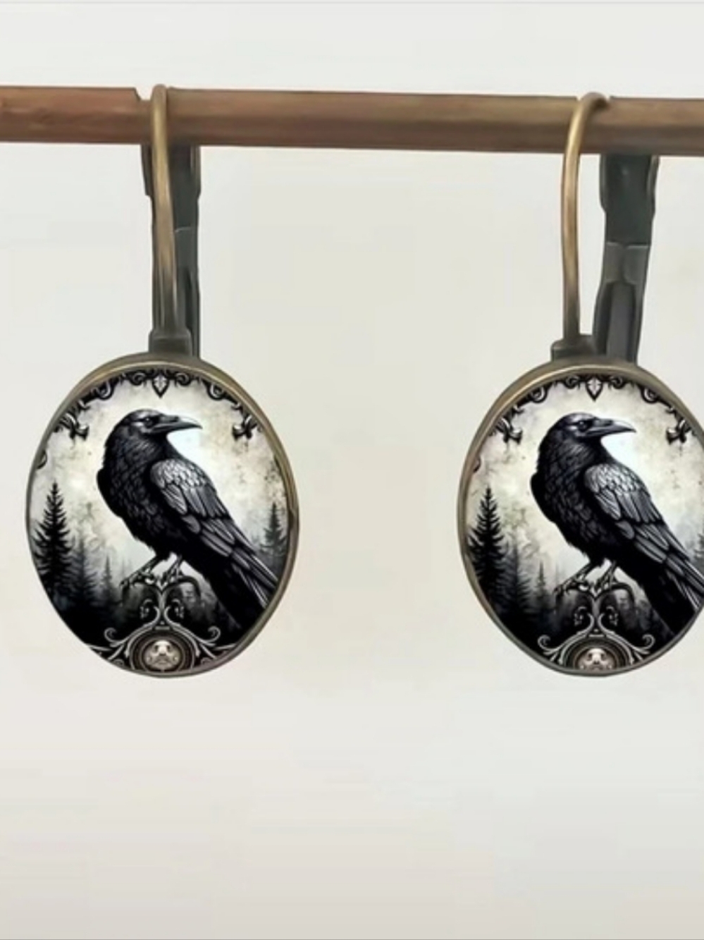 Unique Vintage Style Raven Drop Earrings in Black & Silver Gothic Punk NEW
